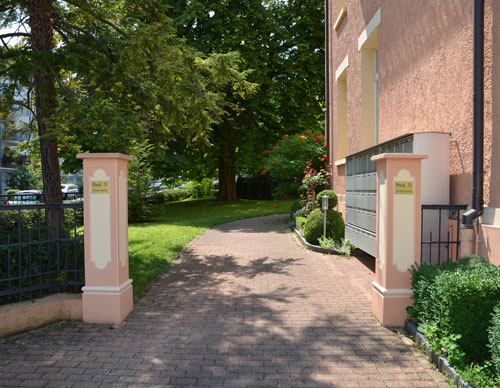 Eingangsbereich des Park 31 in Kreuzlingen – vernetzter Geschäftsraum mit diversen Branchen